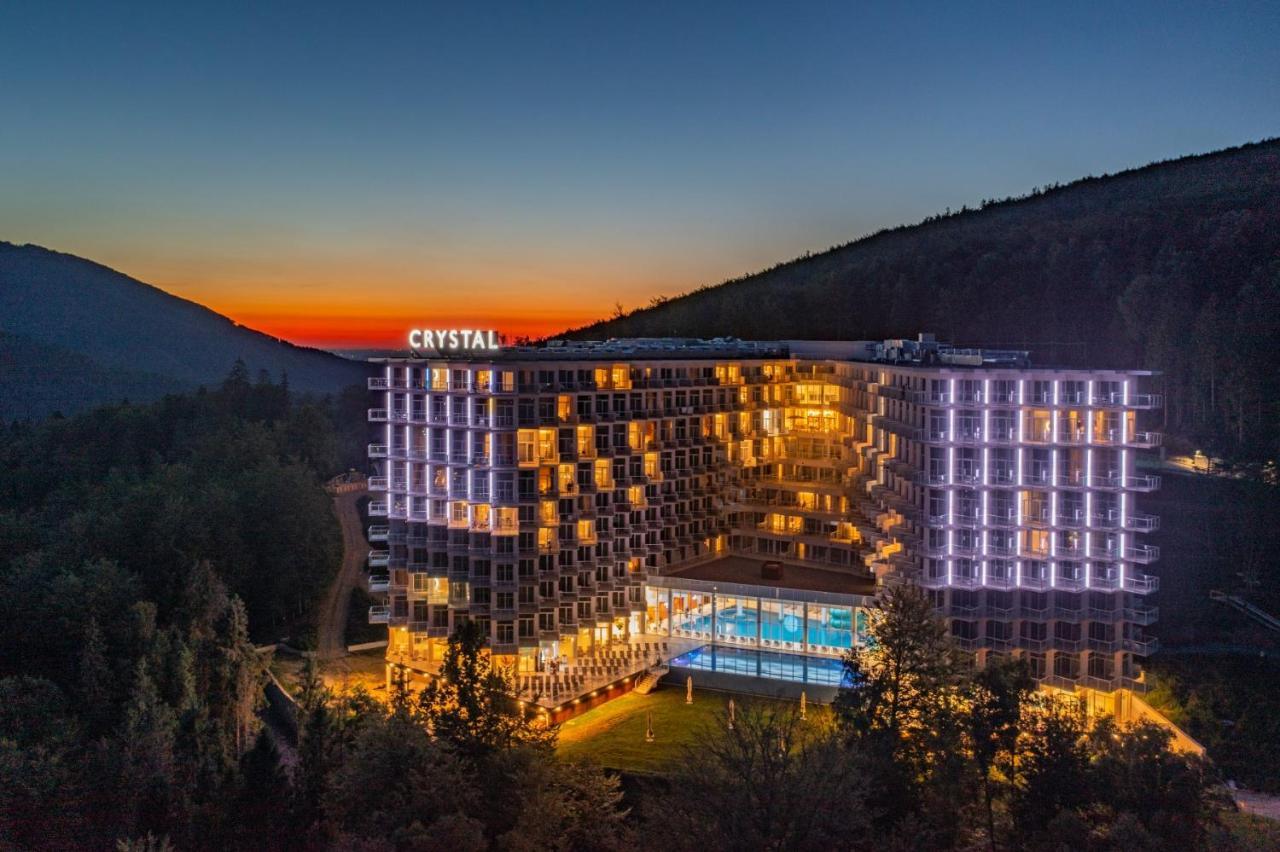 Crystal Mountain Hotel فيسلا المظهر الخارجي الصورة